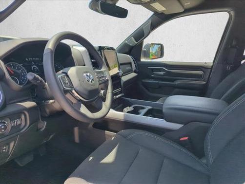 Bright White Clearcoat 2026 RAM 1500 Big Horn/Lone Star