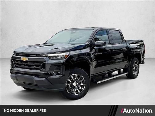 Black 2024 Chevrolet Colorado LT