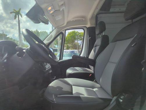 2026 RAM ProMaster 2500 Tradesman
