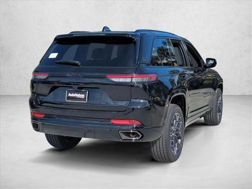 2025 Jeep Grand Cherokee Summit