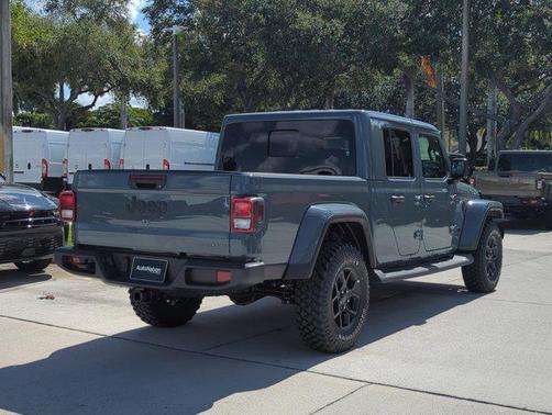 2025 Jeep Gladiator High Tide