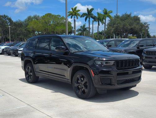 2023 Jeep Grand Cherokee L Altitude