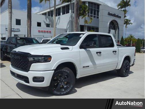 Bright White Clearcoat 2026 RAM 1500 Big Horn/Lone Star