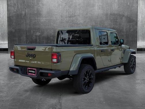 2025 Jeep Gladiator Nighthawk