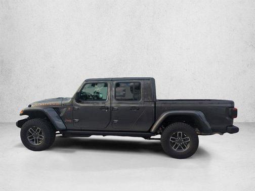 Granite Crystal Metallic Clearcoat 2026 Jeep Gladiator Mojave 4x4