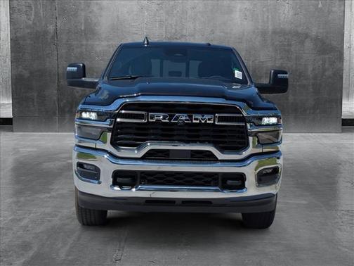 2025 RAM 2500 Big Horn Crew Cab 4x4 6'4' Box