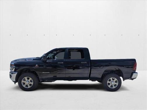 2025 RAM 2500 Big Horn Crew Cab 4x4 6'4' Box