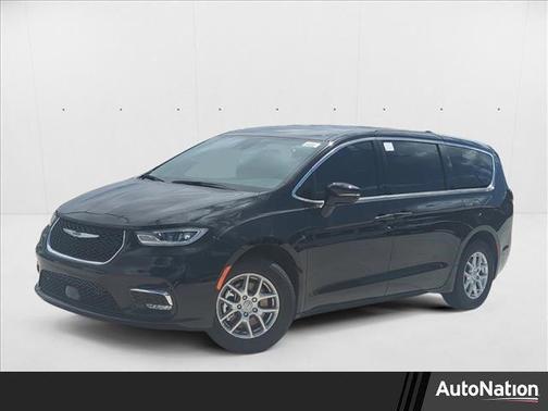2025 Chrysler Pacifica L