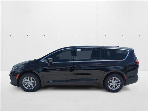 2025 Chrysler Pacifica L