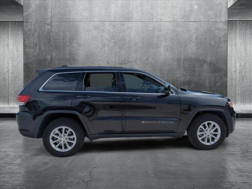 2022 Jeep Grand Cherokee Laredo