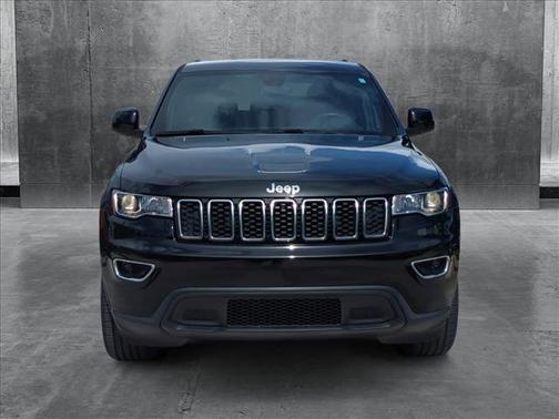 2022 Jeep Grand Cherokee Laredo