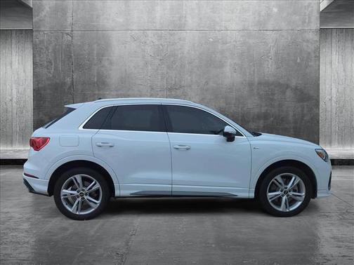 2022 Audi Q3 45 S line Premium Plus