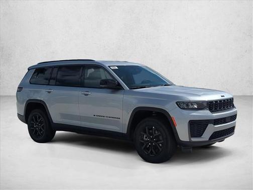 Silver Zynith 2026 Jeep Grand Cherokee L Altitude