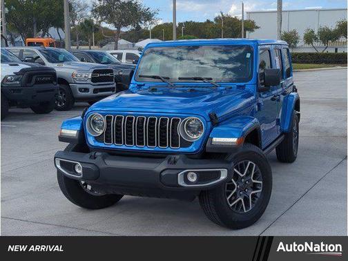 2024 Jeep Wrangler 4-Door Sahara 4x4