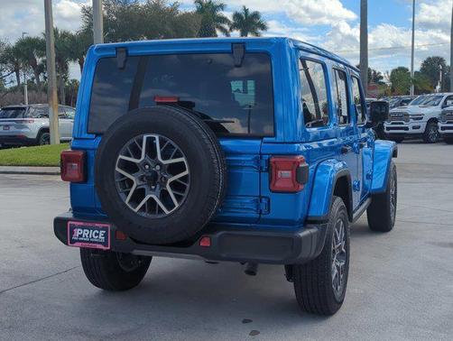 2024 Jeep Wrangler 4-Door Sahara 4x4