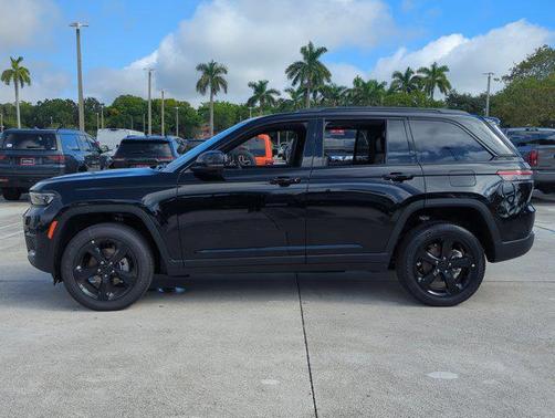 2025 Jeep Grand Cherokee Altitude