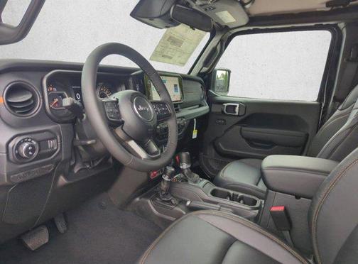 Black Clearcoat 2026 Jeep Gladiator Mojave 4x4