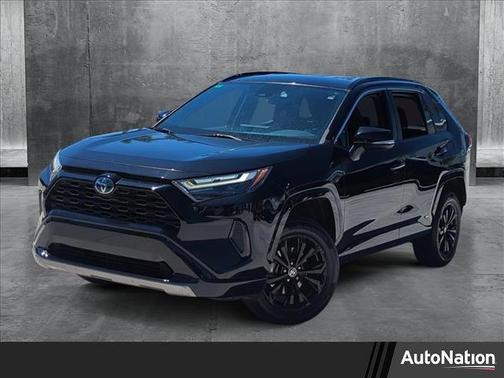 2022 Toyota RAV4 Hybrid SE