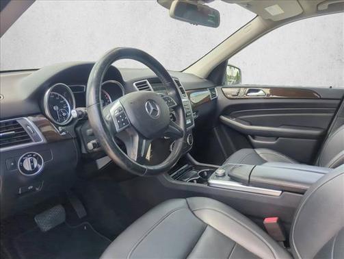 Silver/Gray 2015 Mercedes-Benz M-Class ML 350