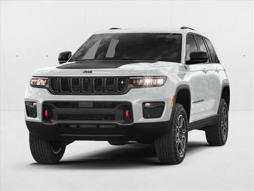 Bright White Clearcoat 2023 Jeep Grand Cherokee Laredo