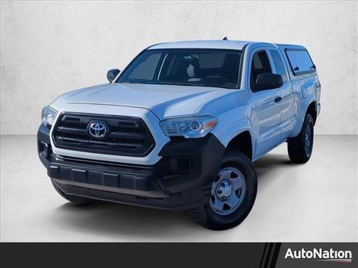 2017 Toyota Tacoma SR