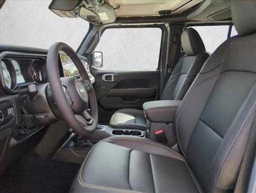 2025 Jeep Gladiator High Tide