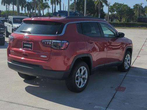 2025 Jeep Compass Latitude