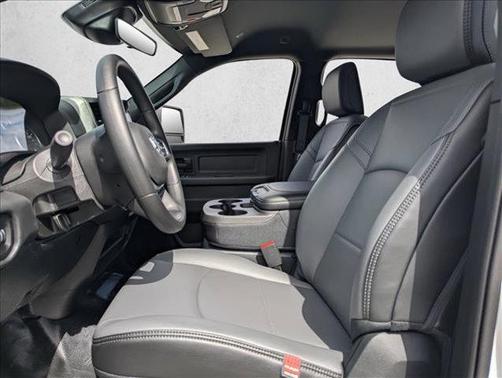 2025 RAM 2500 Tradesman Regular Cab 4x2 8' Box