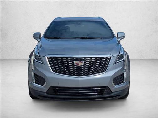 Argent Silver Metallic 2025 Cadillac XT5 Luxury