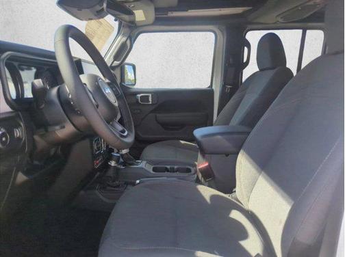 Bright White Clearcoat 2026 Jeep Wrangler Willys