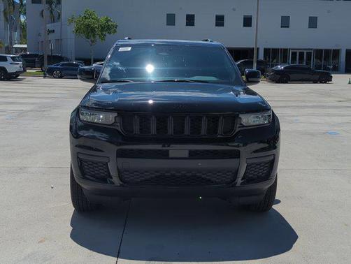 2025 Jeep Grand Cherokee L Altitude