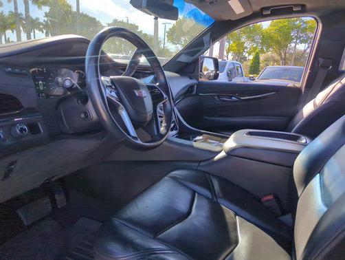 2018 Cadillac Escalade Platinum