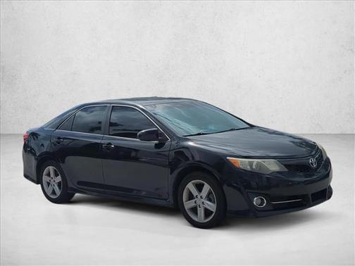 Attitude Black Metallic 2013 Toyota Camry SE