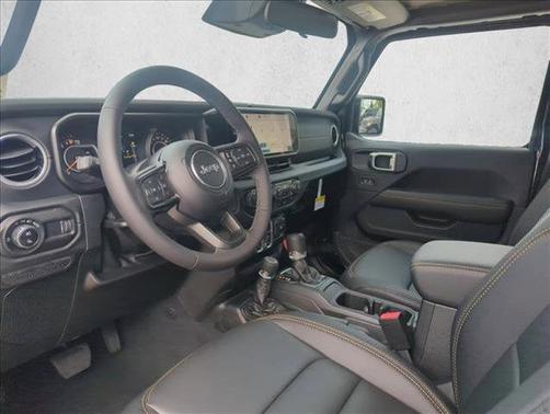 2026 Jeep Gladiator Sahara 4x4