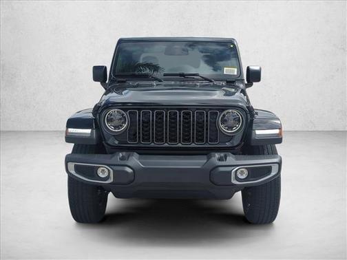 2026 Jeep Gladiator Sahara 4x4
