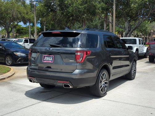 2016 Ford Explorer Sport
