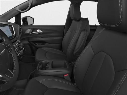 Diamond Black Crystal Pearlcoat 2026 Chrysler Pacifica L