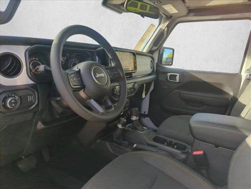 2025 Jeep Gladiator Sport S