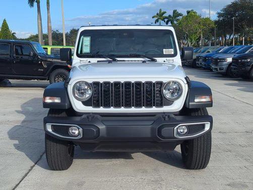 2025 Jeep Gladiator Sport S
