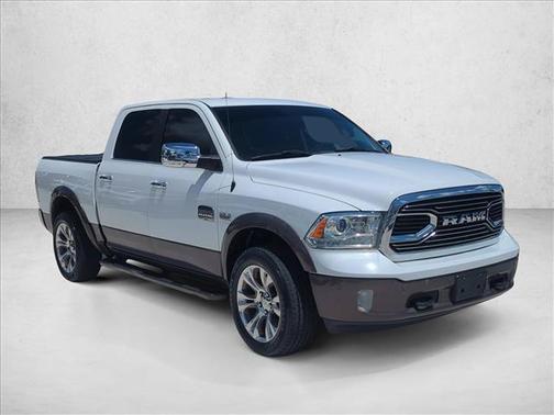 Bright White Clearcoat 2018 RAM 1500 Longhorn