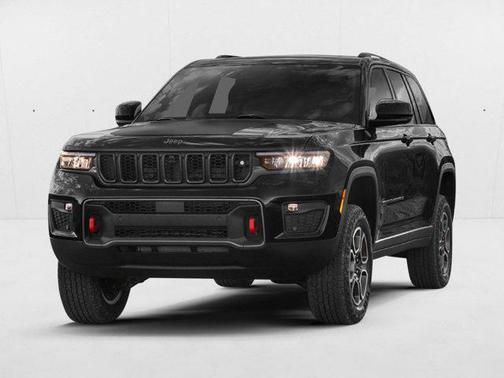 Diamond Black Crystal Pearlcoat 2023 Jeep Grand Cherokee Altitude