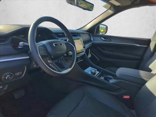 Silver Zynith 2026 Jeep Grand Cherokee L Limited