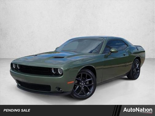 2022 Dodge Challenger SXT