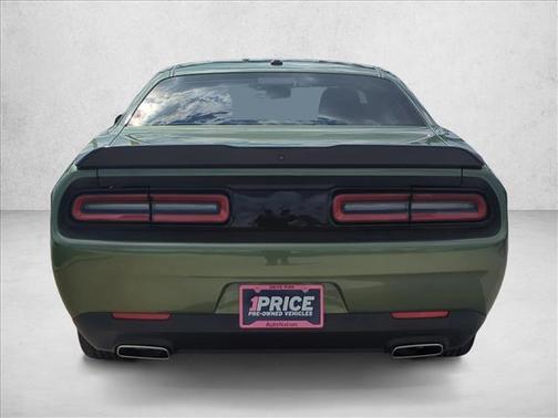 2022 Dodge Challenger SXT