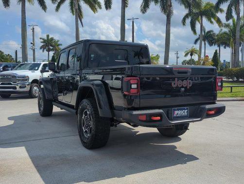 Black Clearcoat 2023 Jeep Gladiator Mojave 4x4