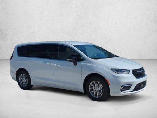 Bright White Clearcoat 2026 Chrysler Pacifica L