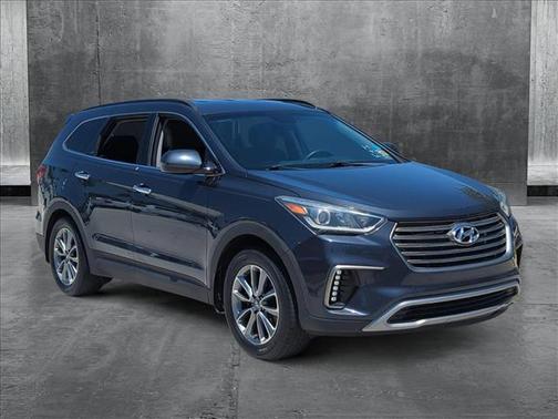 2017 Hyundai SANTA FE SE