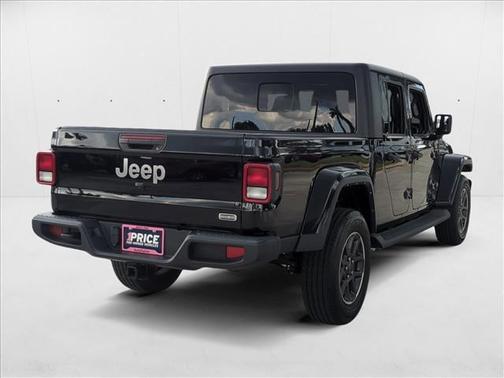 2022 Jeep Gladiator Overland
