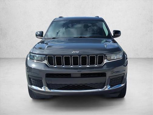 Baltic Gray Metallic Clearcoat 2022 Jeep Grand Cherokee L Laredo