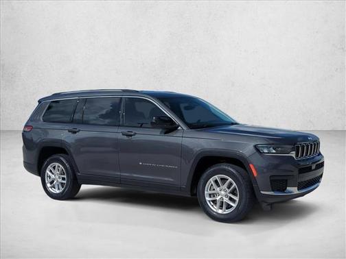 Baltic Gray Metallic Clearcoat 2022 Jeep Grand Cherokee L Laredo